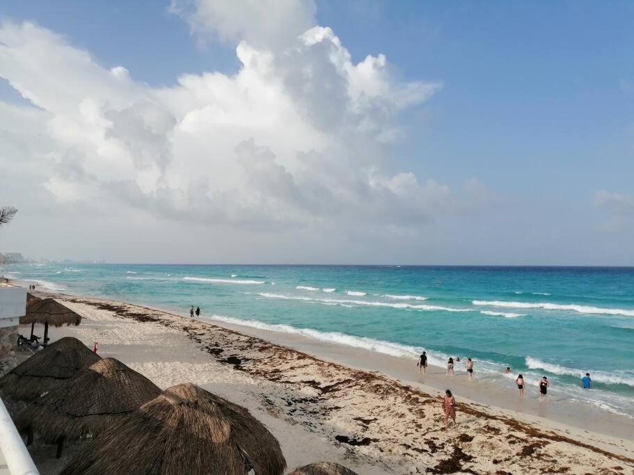 Confortable Depa En Condominio Frente Al Mar! Cancun Exterior photo