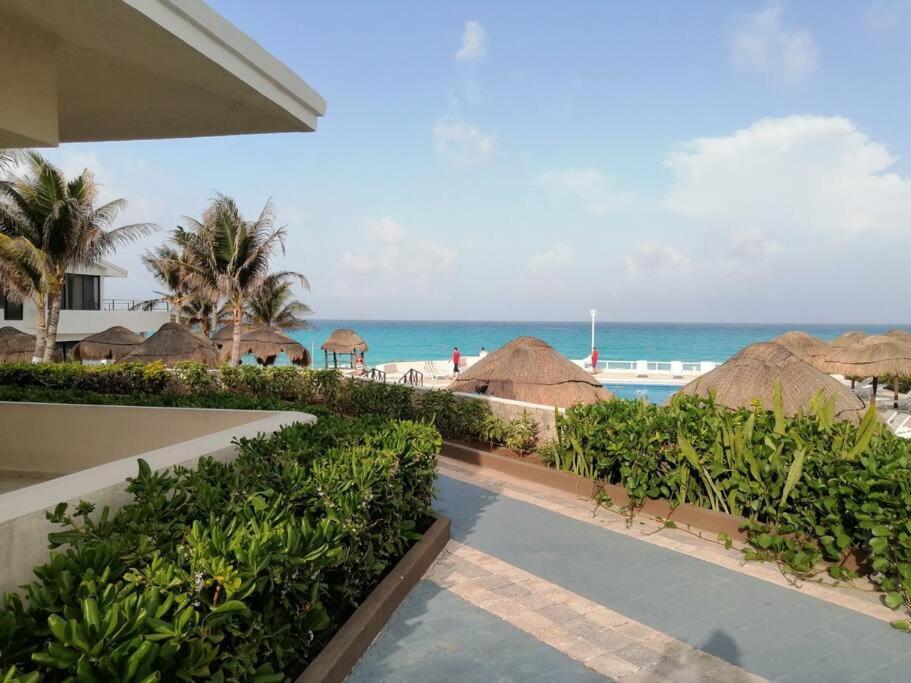Confortable Depa En Condominio Frente Al Mar! Cancun Exterior photo